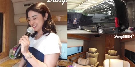 Potret Mobil Mewah Dewi Perssik Seharga Rp Miliar Lengkap Sampai