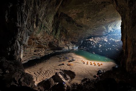 Photographies De La Plus Grande Caverne Du Monde Hang Son Doong Au