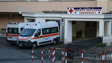 Ospedale San Vincenzo Di Taormina Lunghe Code Al Pronto Soccorso