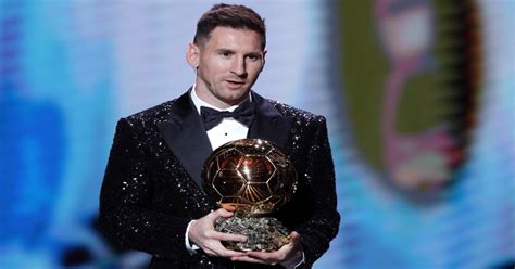 Lionel Messi Ganó Hoy Su Séptimo Balón De Oro Hit Zone Fm