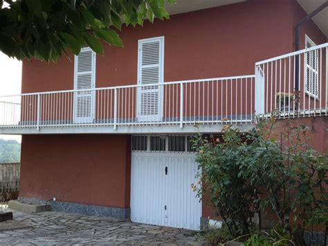 Vendita Villa Unifamiliare In Via Celle Enomondo Revigliasco D Asti