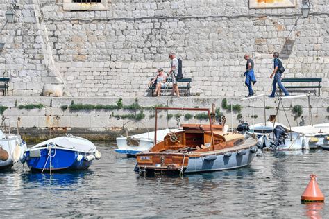 Dubrova Ki Tko Ne A Urira Podatke Brisat Mu Plovila Iz Upisnika