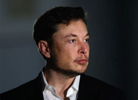 Elon Musk In Instanta Acuzat Ca Si A Incalcat Indatoririle La Tesla