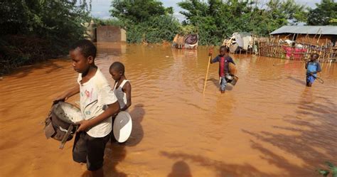 Inondations au Kenya des dizaines de morts après le chavirement d un