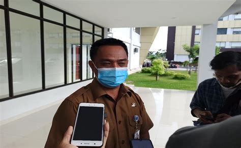 Janji Tuntaskan Masalah Sampah Maret Ini Plt Kadis Lhk Malah Diganti Lagi