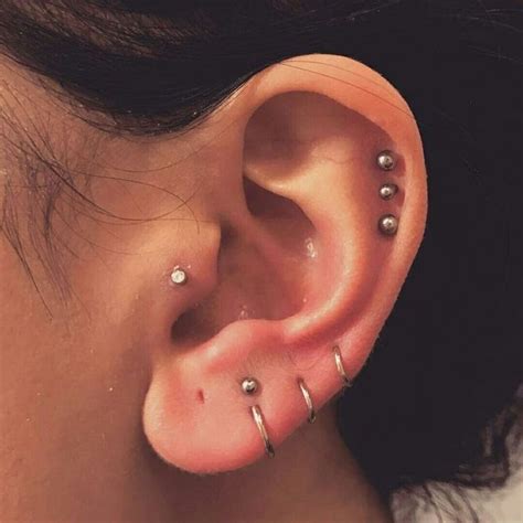 Piercing En La Oreja Tipos De Piercings Consejos Y Cuidados En 2020