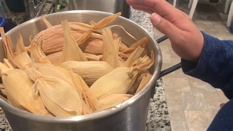 How To Make Sweet Pineapple Tamales With Maseca Youtube