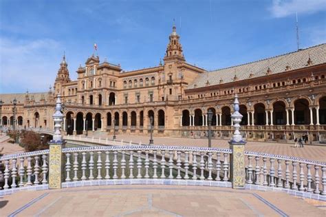 The Best Neighborhoods In Seville Spain Catalonia Hotels And Resorts Blog