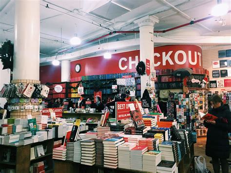 Featured Bookstore: The Strand, NYC — Book Squad Goals