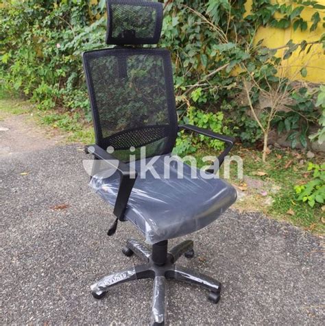 Piyestra Leather Mesh Head Rest High Back Office Chair For Sale