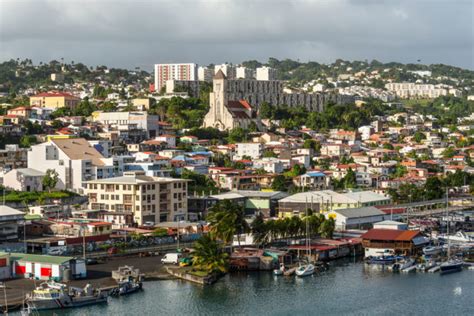 Top 3 des lieux à visiter absolument en Martinique pour un séjour réussi