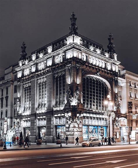 Места в Петербурге, которые нужно посетить хотя бы раз в ...