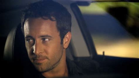 Alex O'Loughlin in Hawaii Five-0 - Ohana - 1.02 - Alex O'Loughlin Image ...