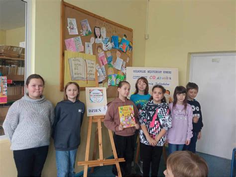 Czytamy w bibliotece szkolnej dzień 5 Szkolne Blogi