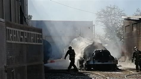 Explota Pipa Cargada De Combustible Y Provoca Un Fuerte Incendio