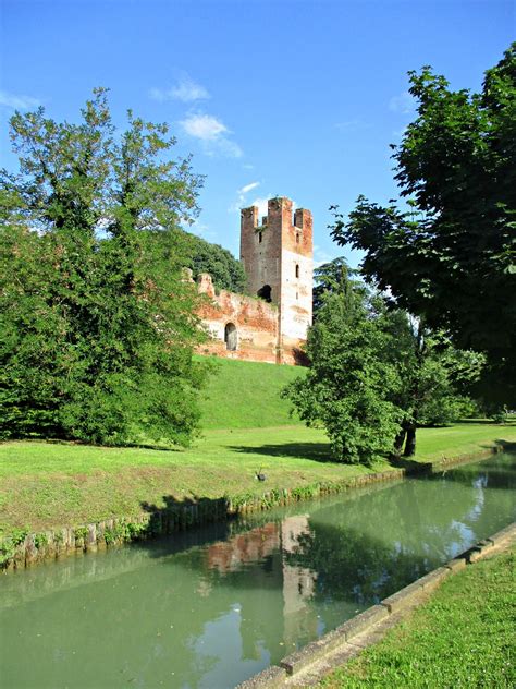 Castelfranco Veneto | The historic old town of Castelfranco … | Flickr