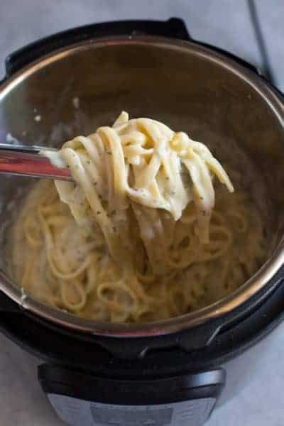 Instant Pot Skinny Fettuccine Alfredo Tastes Better From Scratch