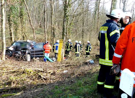 Feuerwehr befreit Autofahrerin nach Unfall bei Meißenheim HITRADIO OHR