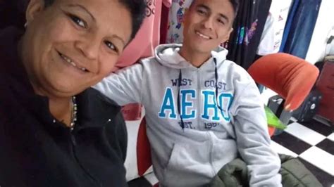 Madre Exige Justicia Por Asesinato De Su Hijo En Penal De Chiconautla