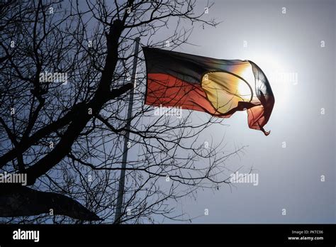 Harold thomas aboriginal flag hi-res stock photography and images - Alamy