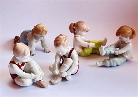 Aquincum Figurines Five Children From The 1940s 5 Catawiki