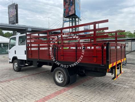 Isuzu Double Cabin Npr Pro Wooden Cargo Ft Ft Rebuild