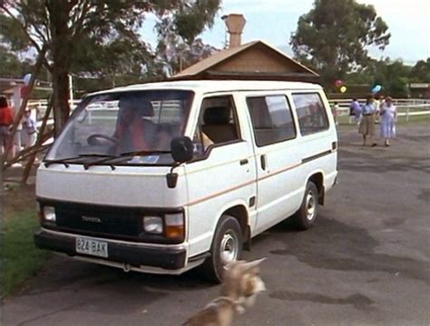 Imcdb Org Toyota Hiace H In The Adventures Of Skippy