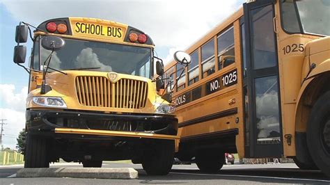 Hardin County Schools Begins Year Short 20 School Bus Drivers News