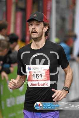 21 Oberbank Linz Donau Marathon Hauptläufe und Staffel Foto Viertbauer