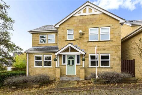 Newlay Wood Fold Horsforth Leeds West Yorkshire Ls18 4 Bedroom