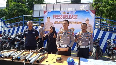 Razia Balap Liar Polres Kediri Kota Amankan Puluhan Motor Youtube