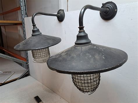 Industrial Wall Light Propco