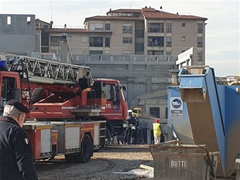 FOTO VIDEO Tragedia A Firenze Nel Cantiere Dell Esselunga Crolla Un