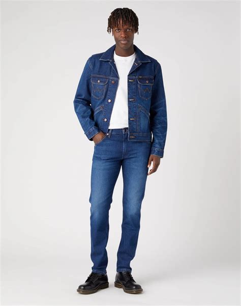 Wrangler Men's 11 MWZ Jeans In Far AWAY – Rodeo In