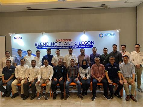 Edukasi Pembuatan Pelumas Exxonmobil Ajak Pertaabi Kunjungi Pabrik