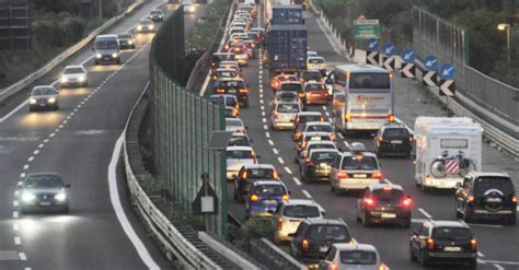 Choc In Autostrada Ultr Della Paganese Aggrediscono Automobilisti