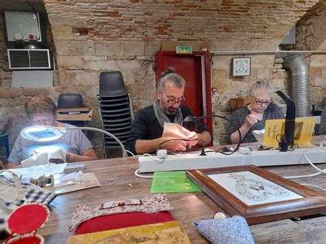 Journée broderie avec Renato Parolin La passion au bout des doigts