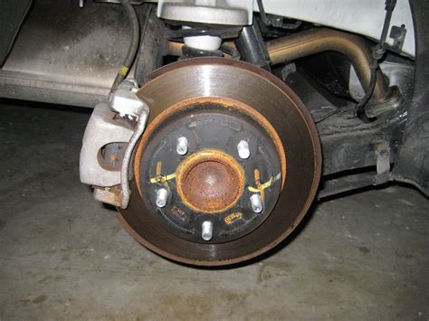 Hyundai Elantra Rear Brake Pads Replacement Guide