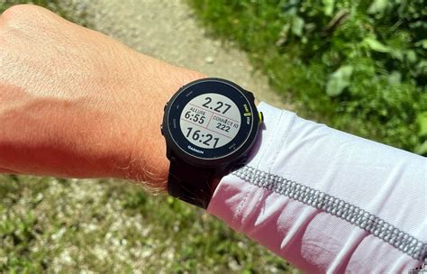 La montre de course à pied Garmin Forerunner 55 testée de fond en