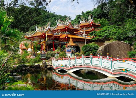 Templo Del Chino De Fu Lin Kong Foto De Archivo Editorial Imagen De