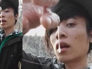 Jon Arteen ジョンアーティーンはトゥインクのチンポを自慰行為し指にベタベタと垂れ落ちる精液を射精する Pornhub Gay