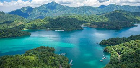 sun moon lake taiwan luxe  intrepid asia remote lands