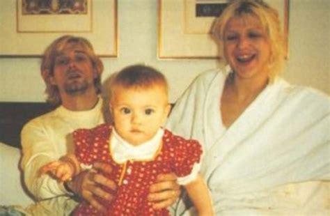 Kurt Cobain Widow Reveals Big Name LGBTQ Girlfriend - AlternativeNation.net