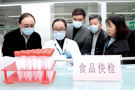 江苏省常州市市场监管局新聘10名特约监察员走进食品药品纤维质量监督检验中心实验室 中国质量新闻网