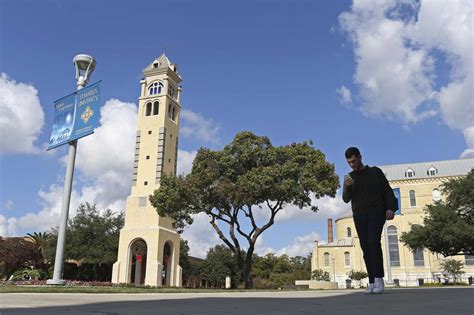 Fundraising Effort By Oldest College In San Antonio Focuses On People