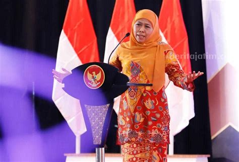 Khofifah Tetapkan Kenaikan UMP Jatim 2023 Sebesar 7 8 Persen