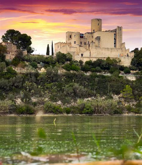 Découvrir Le Castellet Camping En Provence Campasun