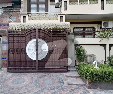 In Allama Iqbal Town Sikandar Block 10 Marla House For Sale Allama