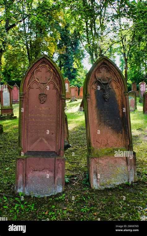 Der Alte J Dische Friedhof Der Sogenannte Judensand Von Mainz Gilt