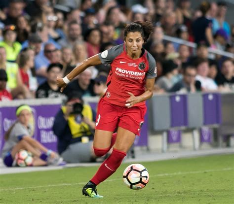 Nadia Nadim Vita Privata Management And Leadership